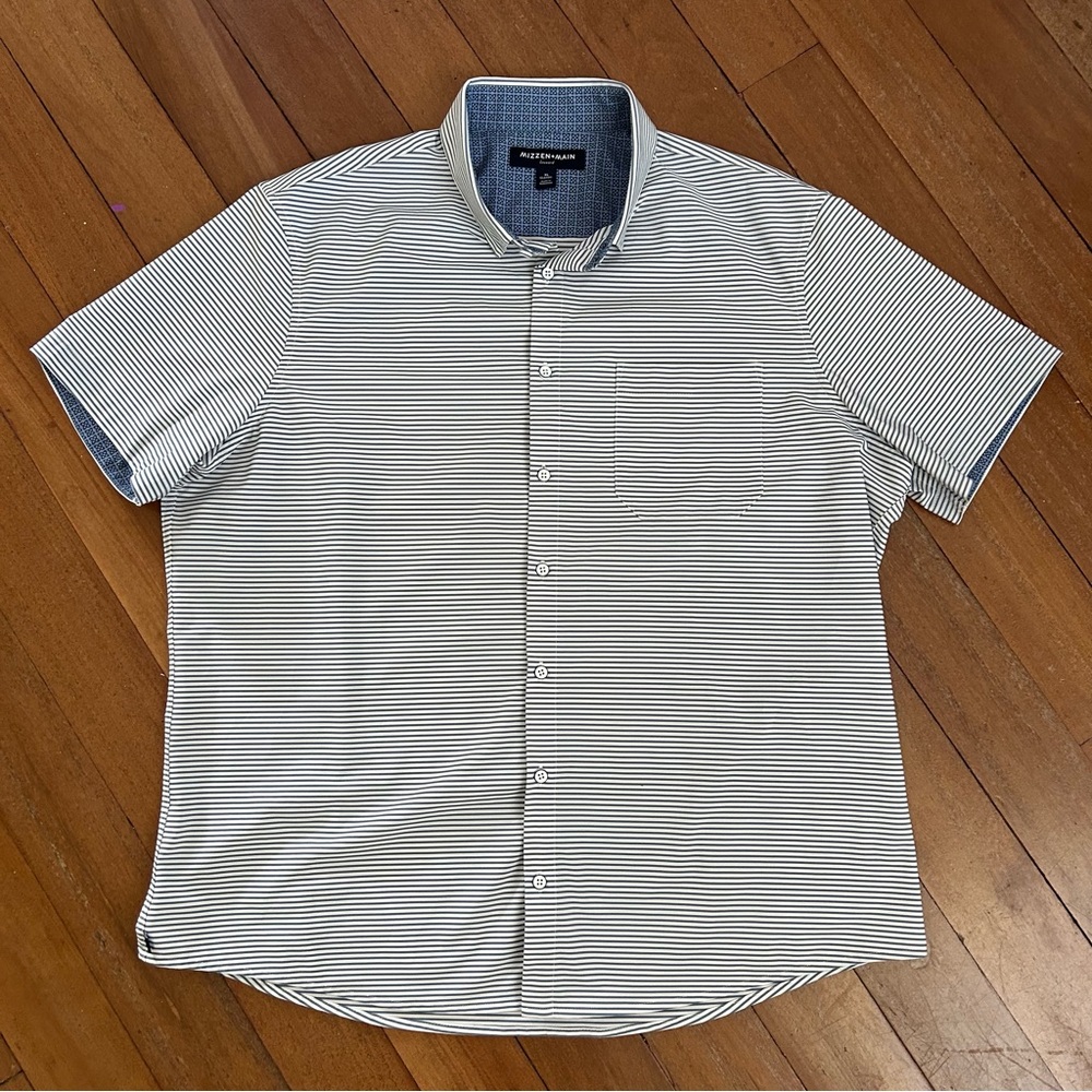 Mizzen+Main Blue and White Striped Casual Button Down Shirt - Picture 2 of 14